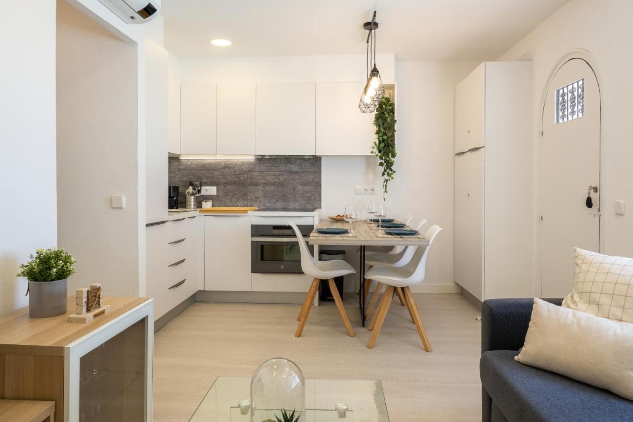 Precioso Apartamento Reformado Con Vistas A Playa Son Bou Exterior photo