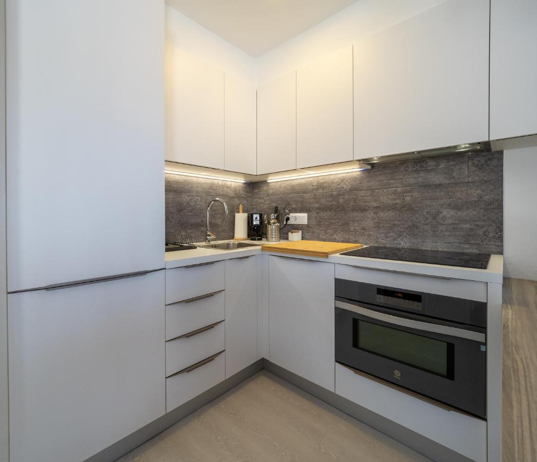 Precioso Apartamento Reformado Con Vistas A Playa Son Bou Exterior photo